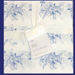 Pottery Barn Micha King Sheet Set Floral Blue White